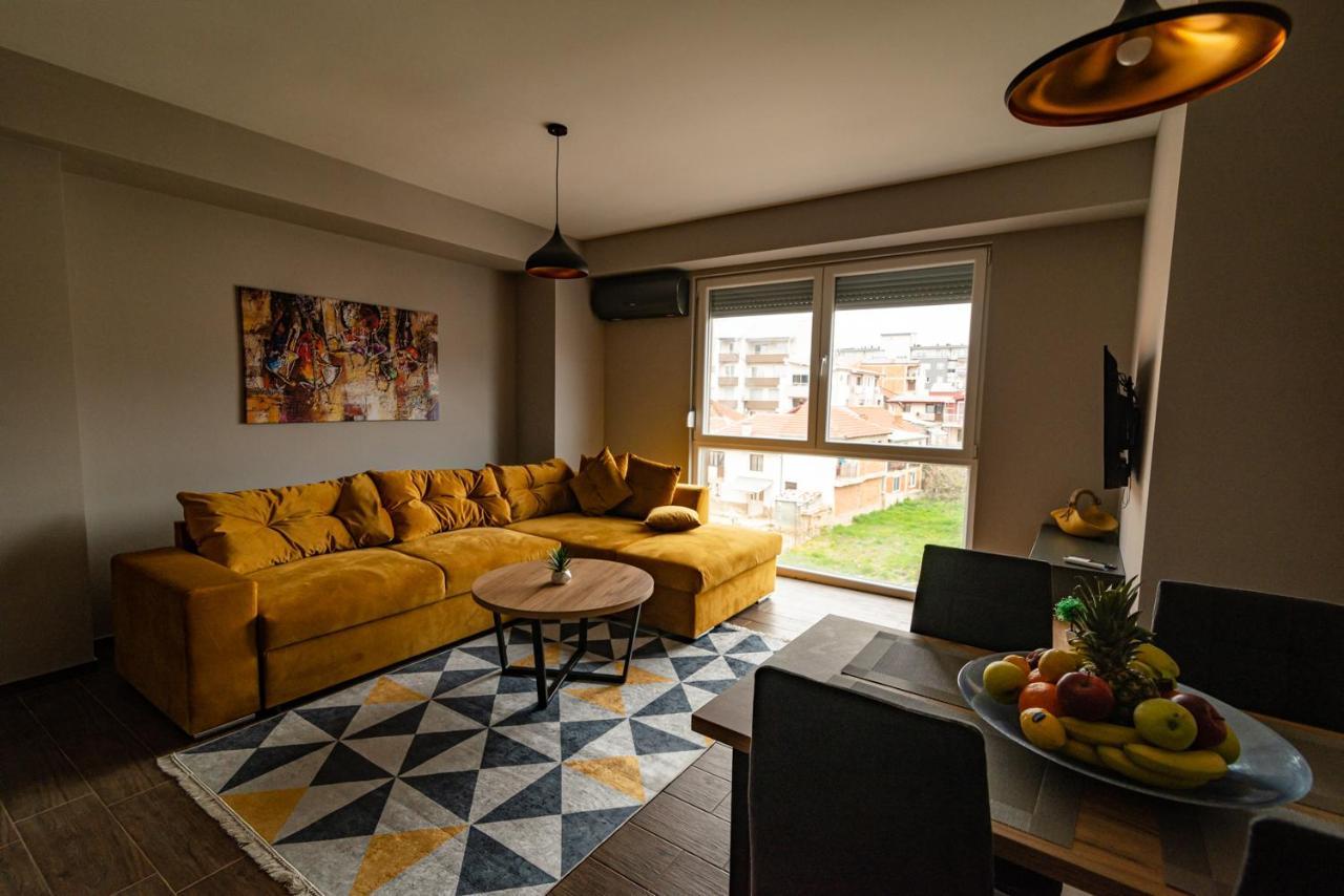 E&S Luxury Suite Apartments Охрид Екстер'єр фото