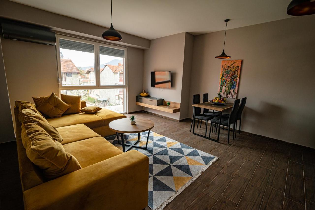 E&S Luxury Suite Apartments Охрид Екстер'єр фото
